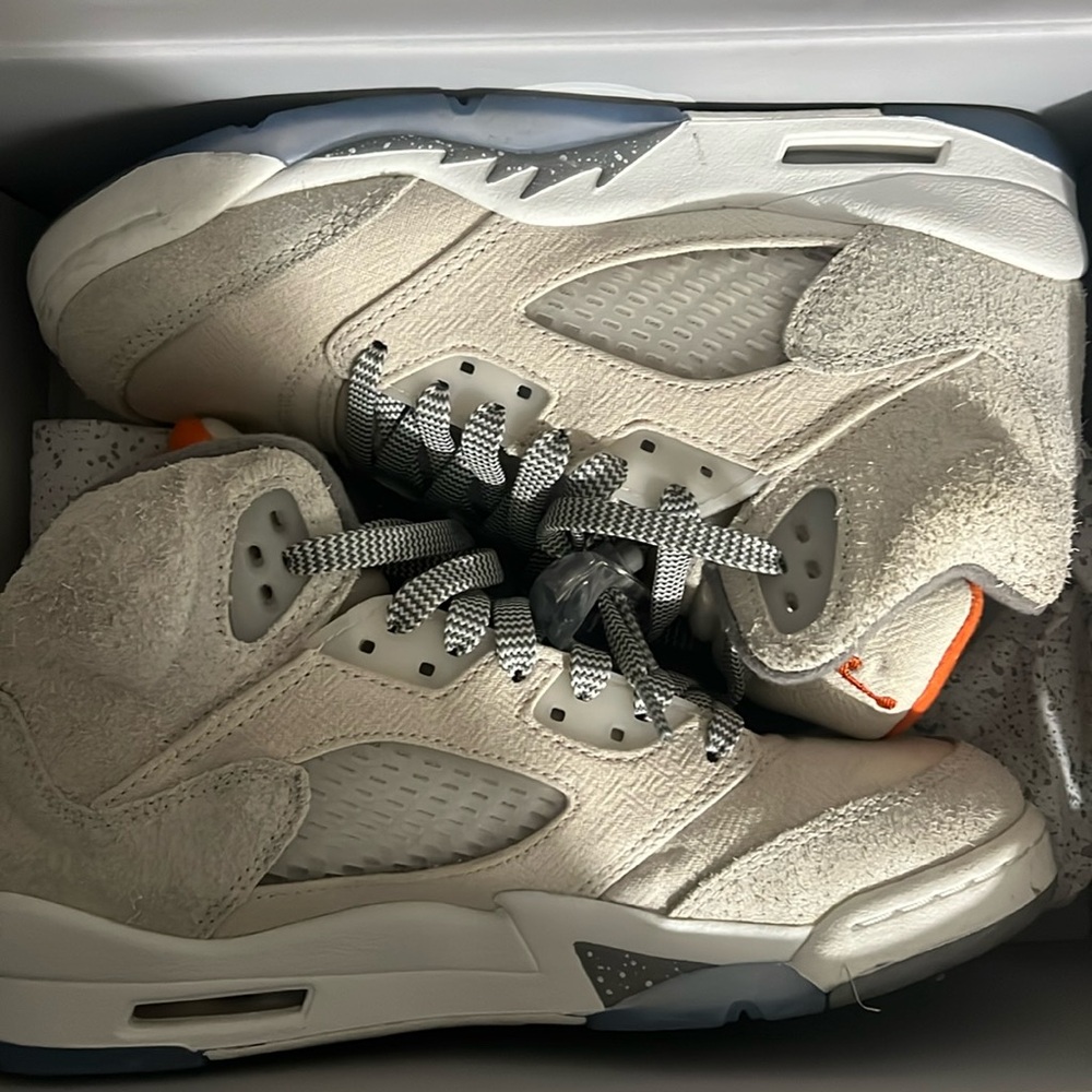 Air Jordan 5s